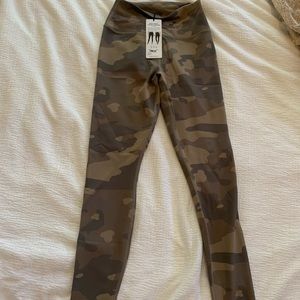 Also Yoga High Waist Vapor Legging